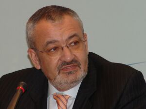 Vlădescu: Programul Prima Casă ar putea fi extins şi la sectorul construcţiilor